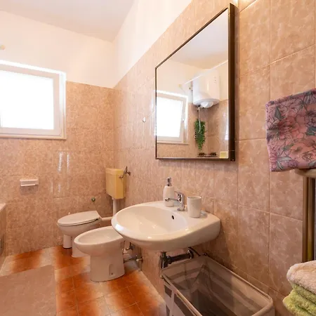 Apartmán Ledi *
